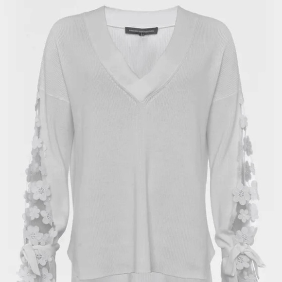 French connection, sheer lace flower sweater, current NWT 10/10 size S runs Big - Picture 6 of 9